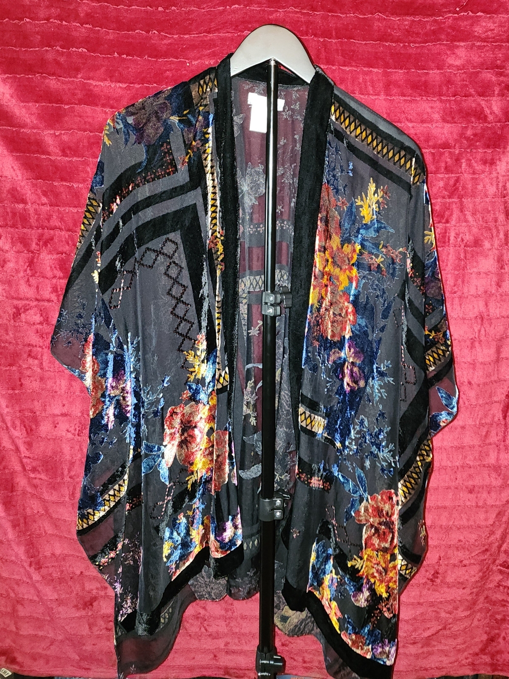 Floral Velvet Burnout Kimono Jacket - Black Multi